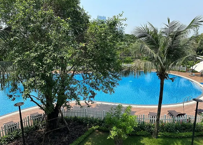 Luxury Two Bedroom, Fast Airport Access, Close To Marriott Hotel