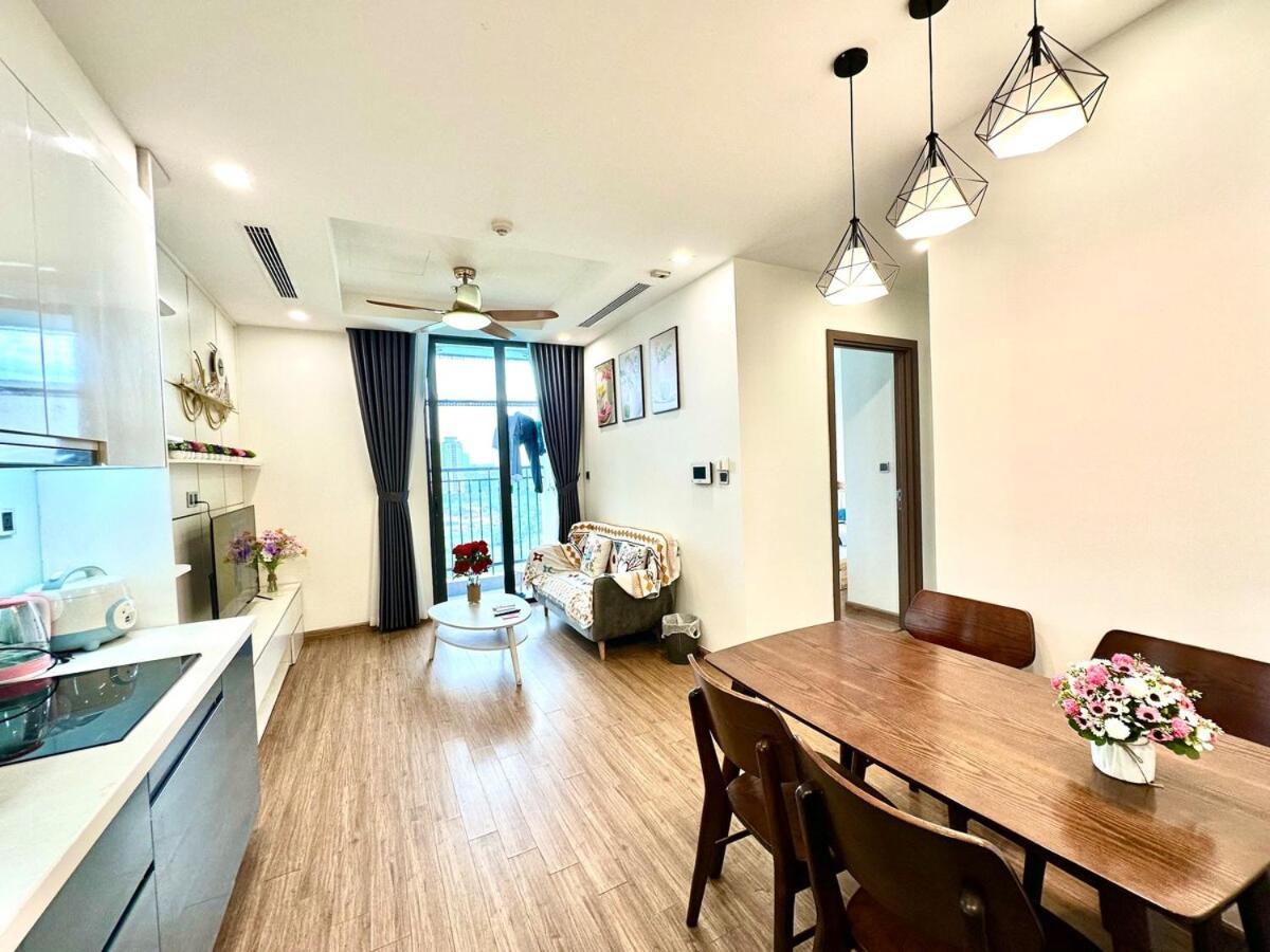 Căn hộ Luxury Two Bedroom, Fast Airport Access, Close To Marriott