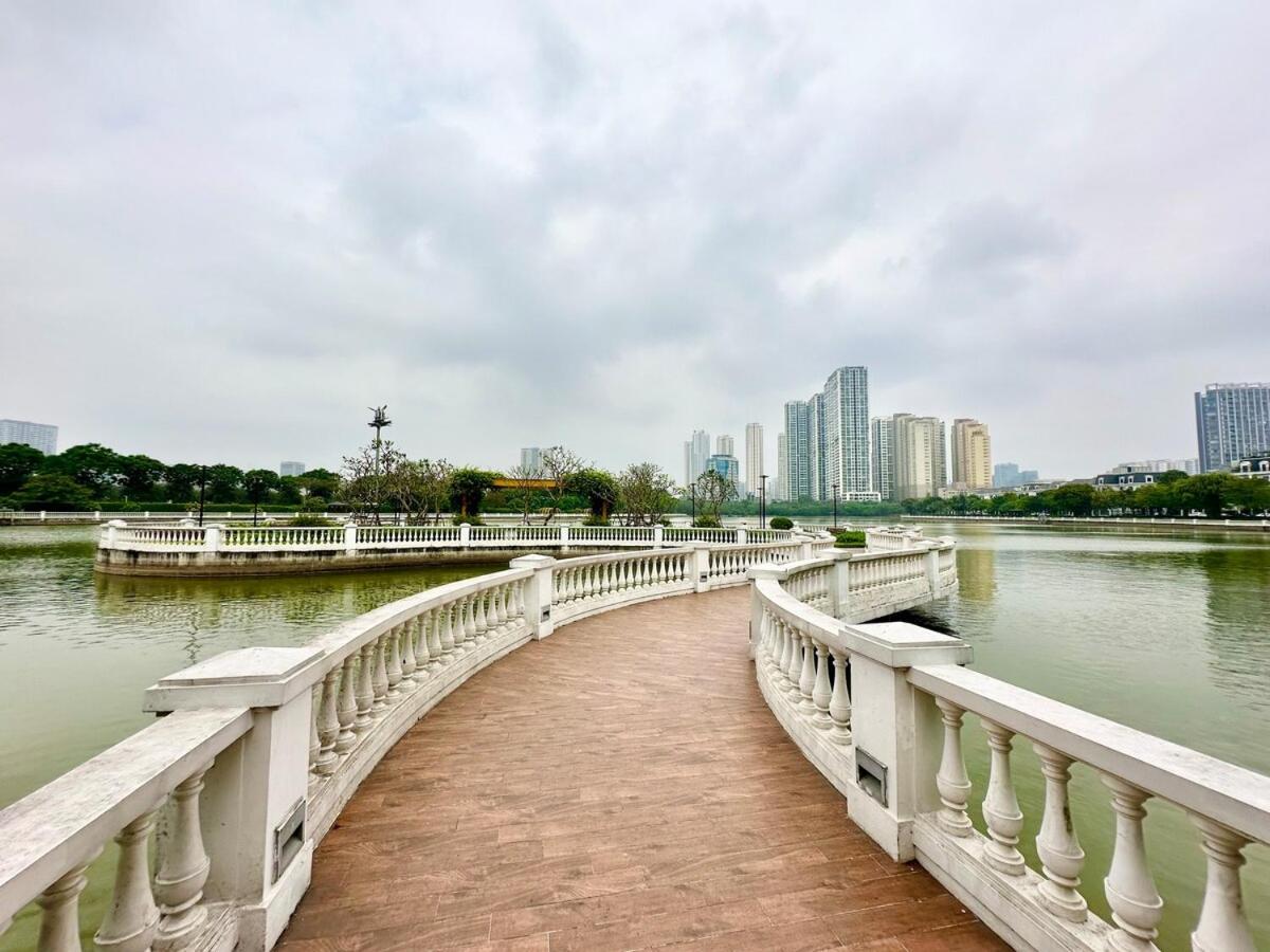 Luxury Two Bedroom, Fast Airport Access, Close To Marriott