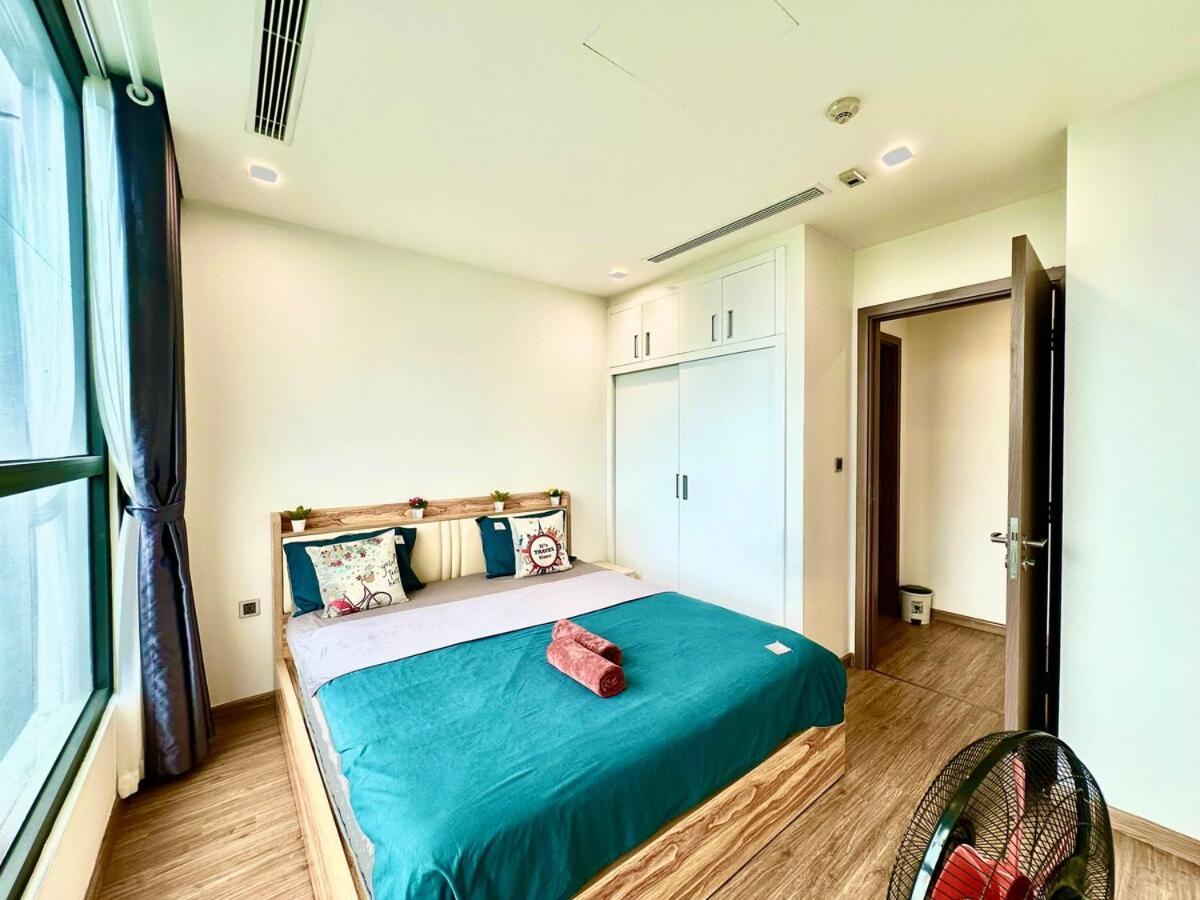 Luxury Two Bedroom, Fast Airport Access, Close To Marriott Hà Nội