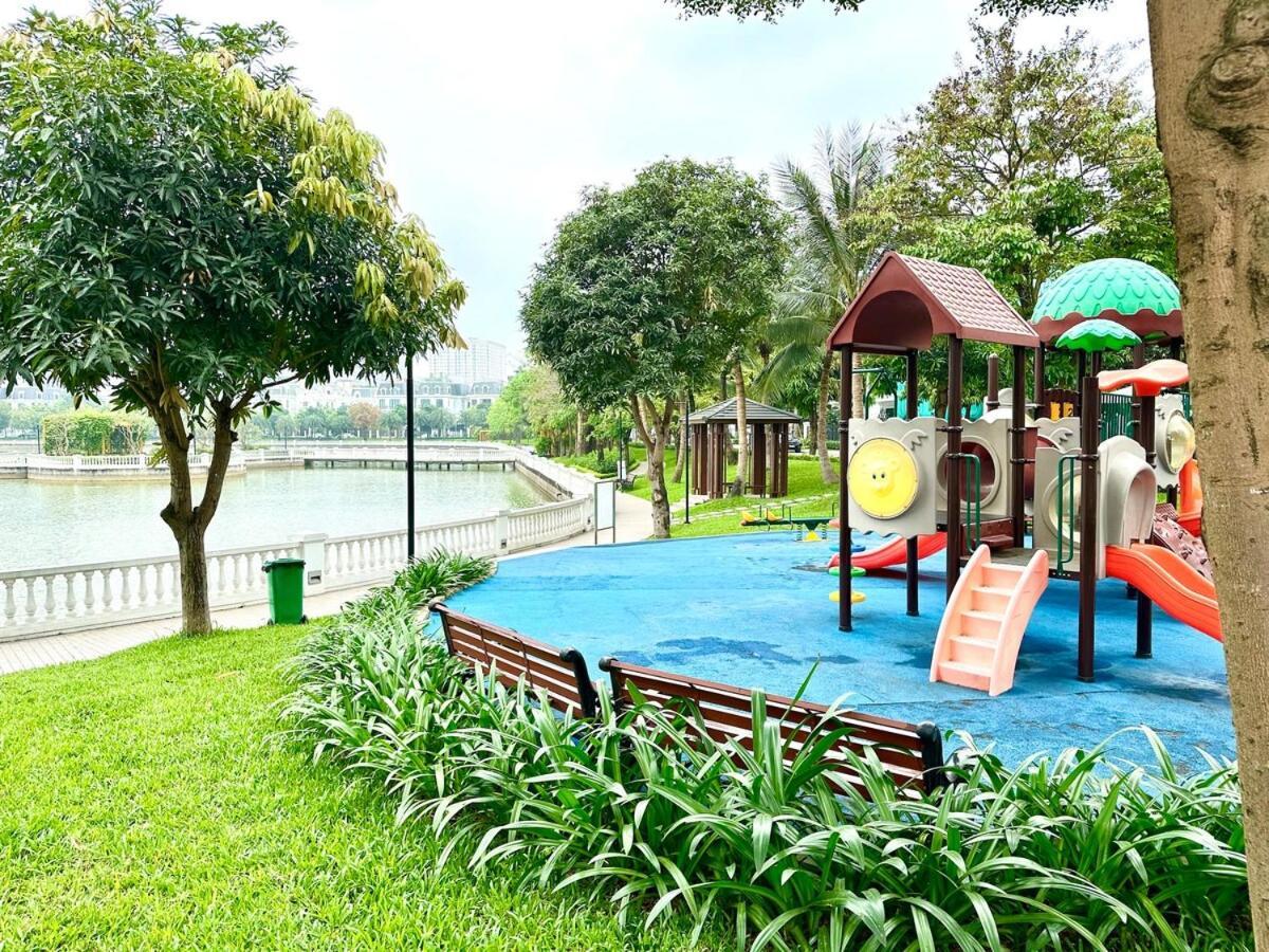 Căn hộ Luxury Two Bedroom, Fast Airport Access, Close To Marriott *
