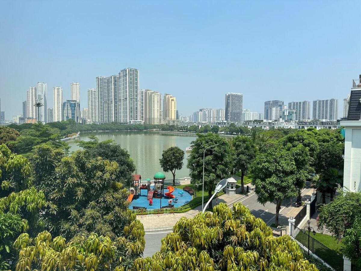 Căn hộ Luxury Two Bedroom, Fast Airport Access, Close To Marriott Hà Nội