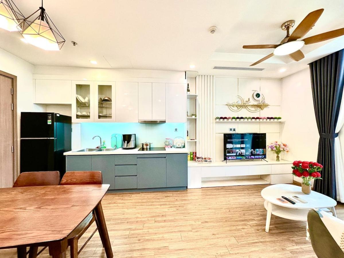 Căn hộ Luxury Two Bedroom, Fast Airport Access, Close To Marriott *